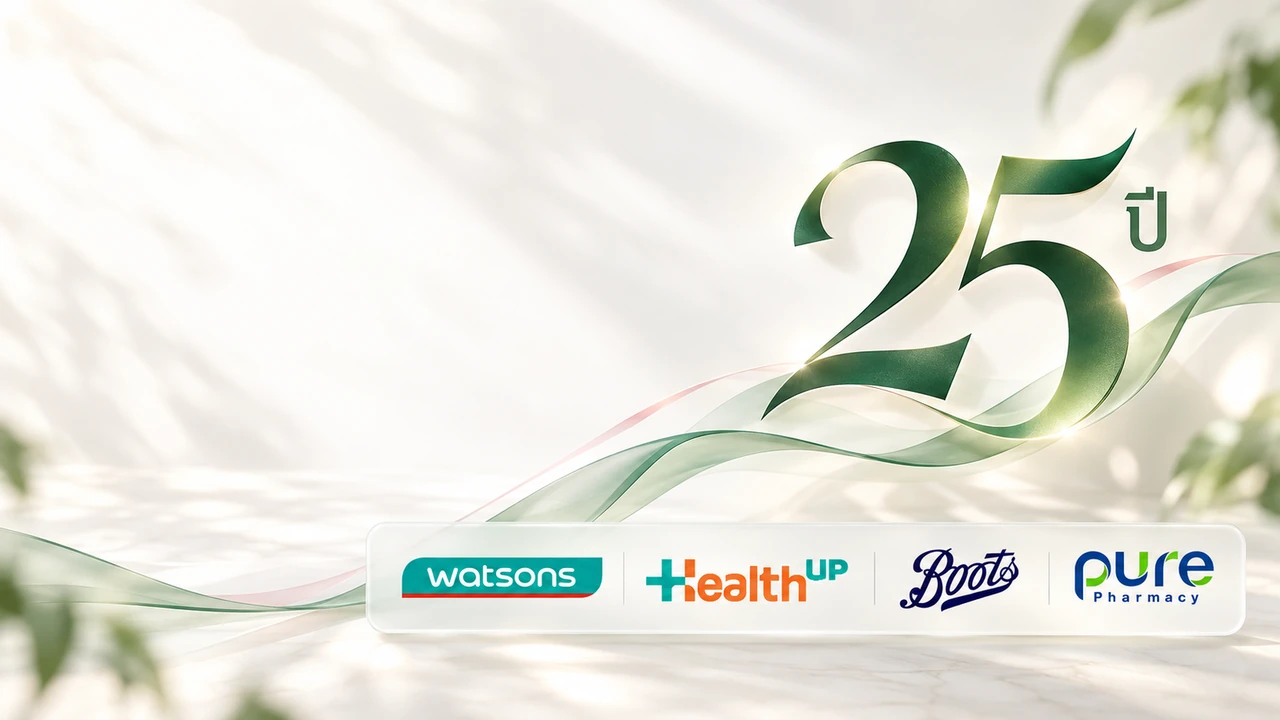 ภาพ 25 ปีของ Vitanova พร้อมโลโก้ Watsons, Health Up, Boots และ Pure บนฉากสว่าง